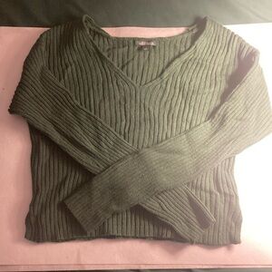 Green V-Neck Ribbed Sweater